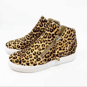 Blondo Hightop Wedge Sneaker Bootie Leopard 7